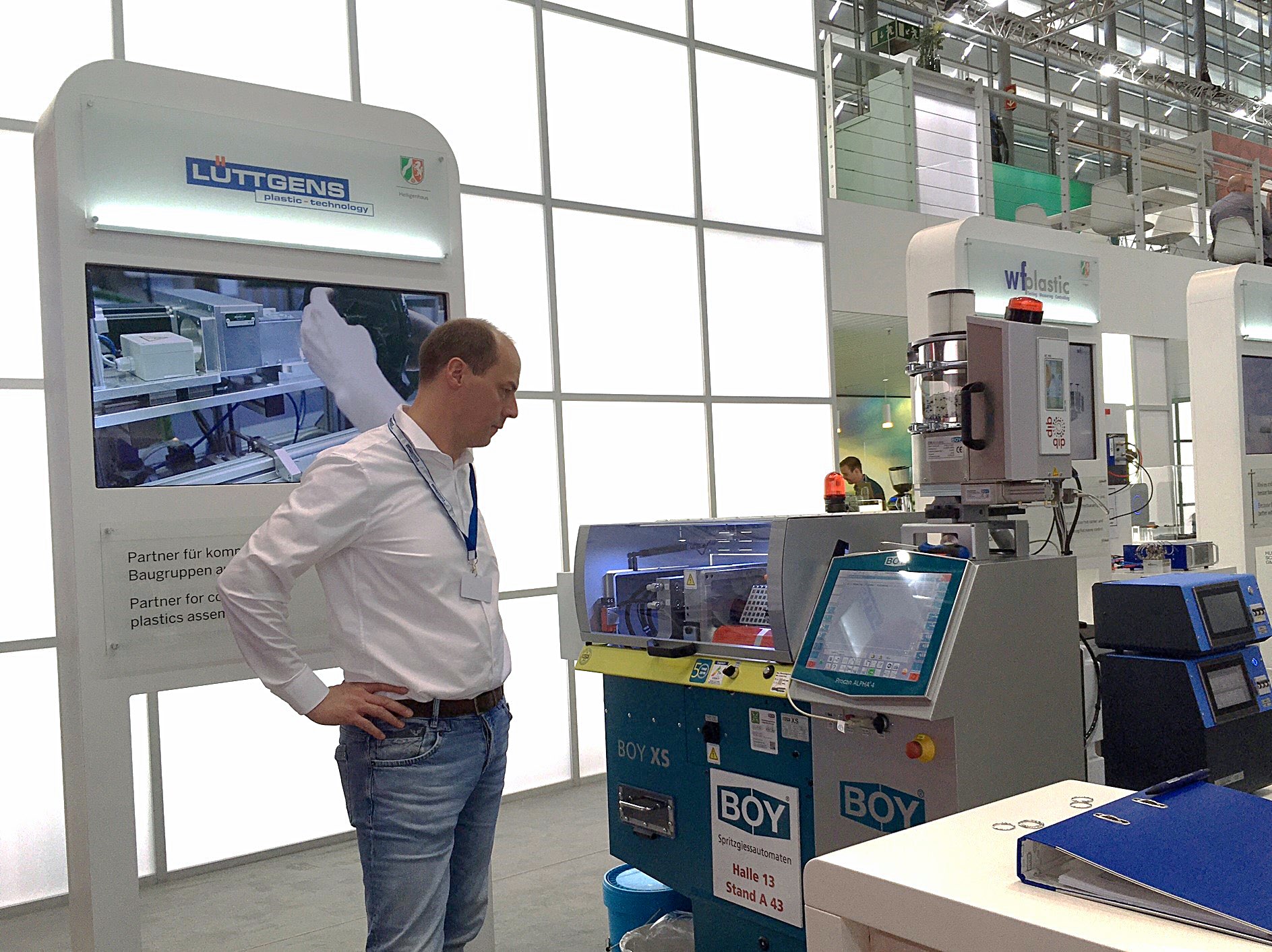 ers auf der internationen Fachmesse in Düsseldorf